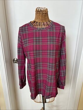 Men's Burgundy Plaid Long-Sleeve Tee